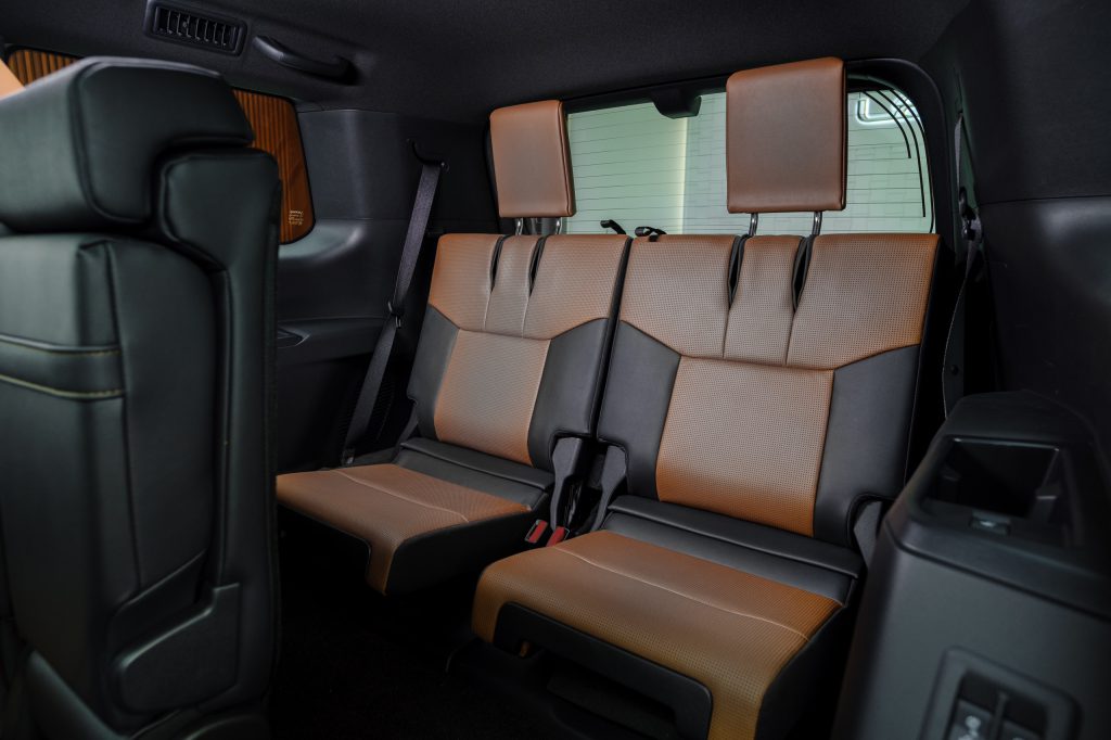 Hàng ghế thứ 3 xe Lexus GX550 2024